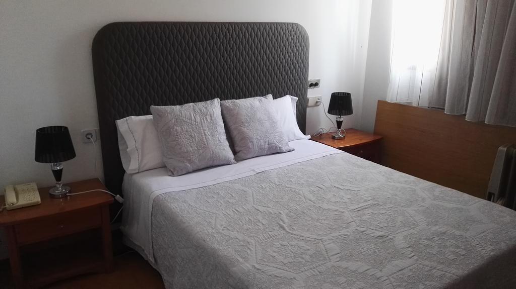 מלון ויגו Hostal Continental מראה חיצוני תמונה